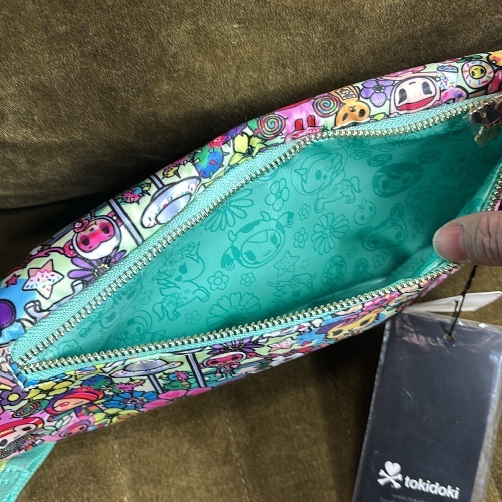 Tokidoki Flower Power Sling Bag New with tags - Picture 7 of 15